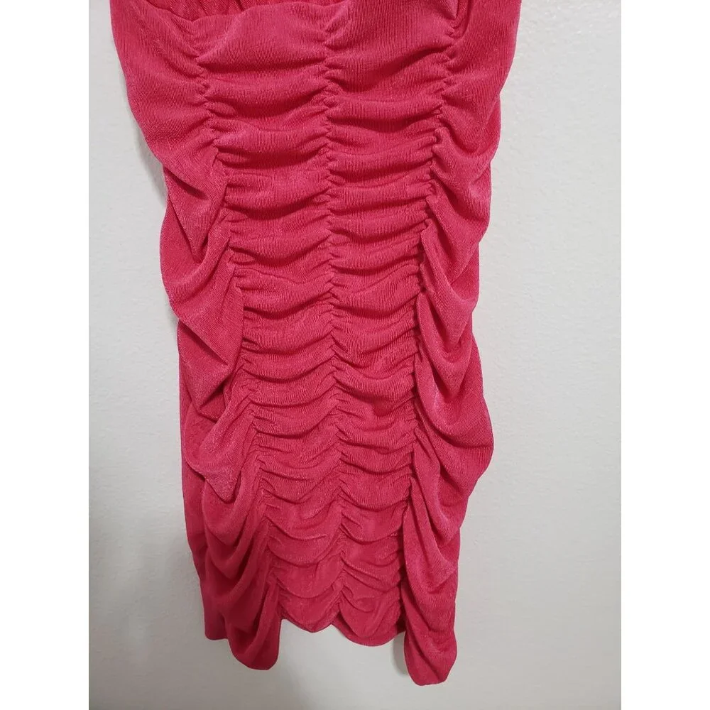 Absolutely Love It‎ Ruched Bodycon Mini Dress - Pink - Size Medium - Picture 4 of 8